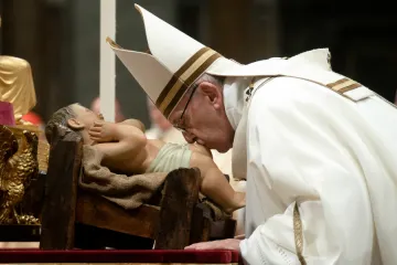 PopeFranciskisses Christ child Vatican Media CNA Size