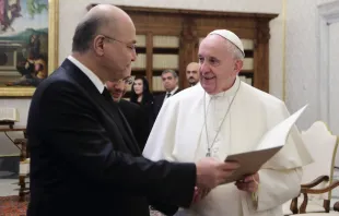 Pope Francis meets Iraqi President Barham Salih Jan. 25, 2020.   EWTN-CNA/Evandro Inetti/Vatican Pool.