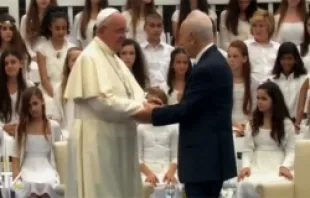 Pope Francis meets with Israeli president Shimon Peres in Jerusalem on May 26, 2014.   CTV.