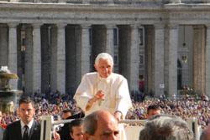 Pope Benedict XVI 2 Oct 13 General Audience CNA Vatican Catholic News 10 13 10