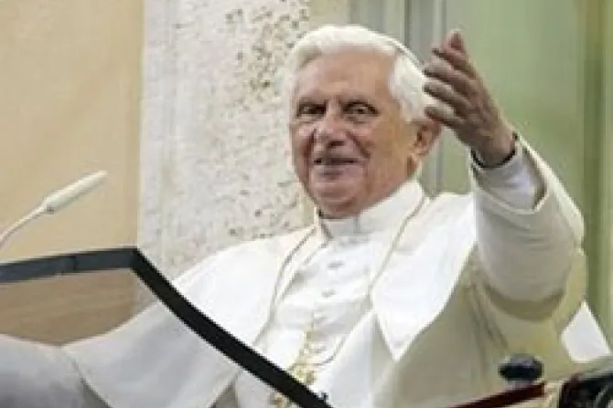 Pope Benedict XVI Angelus CNA Vatican Catholic News 12 8 10
