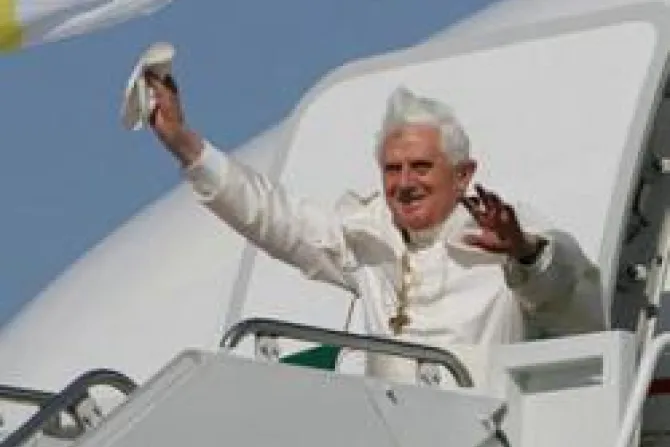 Pope Benedict XVI CNA340x269 World Catholic News 9 22 11