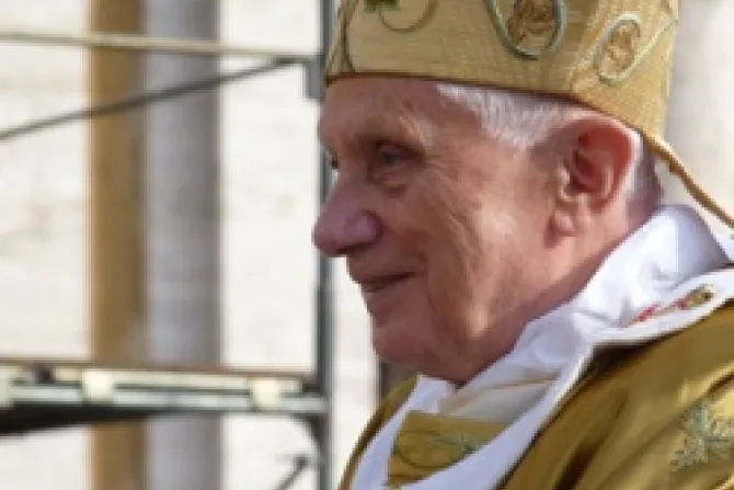 Pope Benedict XVI St Peters Square Beatification Ceremony 4 CNA Vatican Catholic News 10 24 11