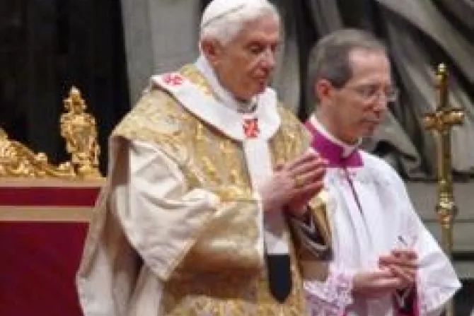 Pope Benedict XVI celebrates Mass for the Feast of the Epiphany in St Peters Basilica 3 CNA Vatican Catholic News 1 6 12