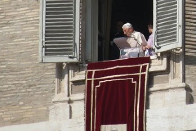 Pope Benedict XVI gives the Angelus in St Peters Square Jan 27 2013 Credit Alan Holdren CNA 2 CNA US Cactholic News 1 29 13