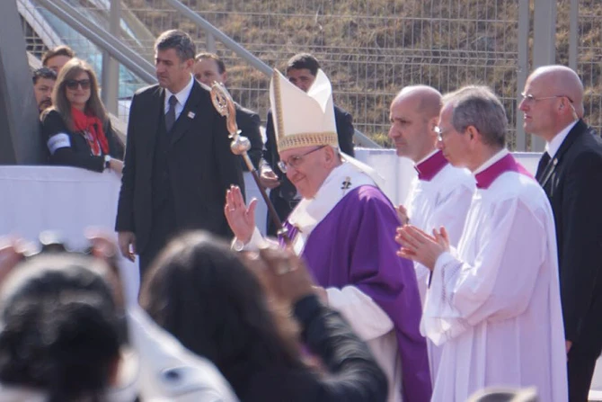 Pope Francis 2 celebrates Mass with religious at Venustiano Carranza Stadium in Morelia Mexico Feb 16 2016 Credit David Ramos CNA 2 16 16
