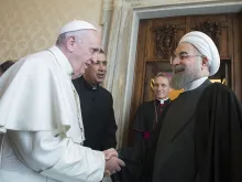 Pope Francis meets with Iranian president Hassan Rouhani at the Vatican, Jan. 26, 2016. 