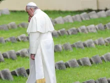 Pope Francis visits the Austro-Hungarian cemetery in Fogliano Sept. 13, 2014 to pray and pay a tribute to the fallen on the battlefield during WWI. 