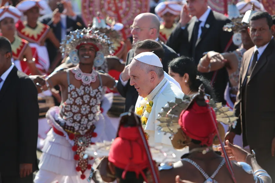 Pope Francis arrives in Sri Lanka Jan. 13. ?w=200&h=150