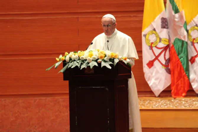 Pope Francis addresses authorities in Burma Credit Ed Pentin CNA