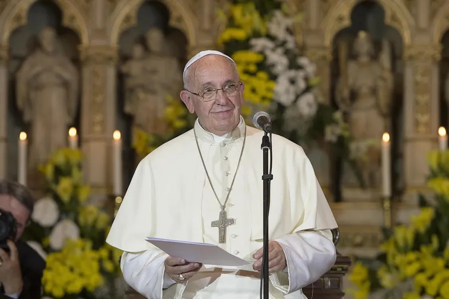 Pope Francis addresses priests, bishops, theologians, and nuns in the Sarajevo Cathedral in Sarajevo, Bosnia and Herzegovina on June 6, 2015. ?w=200&h=150