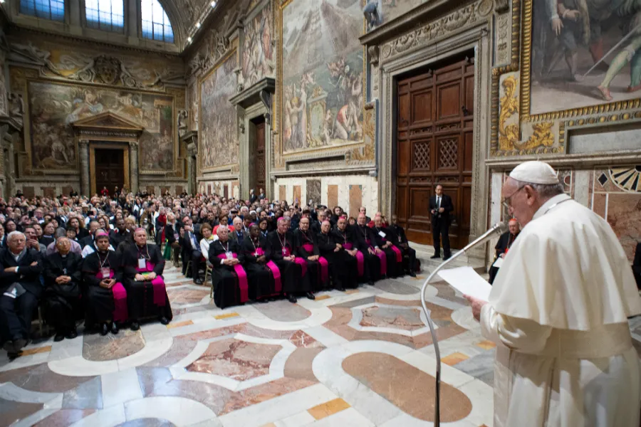 Pope Francis addresses participants in the international congress 'The Richness of Many Years of Life' in the Vatican's Sala Regia, Jan. 31, 2020. ?w=200&h=150