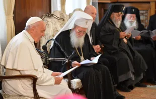 Pope Francis and the Holy Synod of the Bulgarian Orthodox Church May 5, 2019.   Vatican Media.