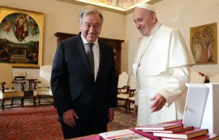 Pope Francis and UN Secretary General António Guterres in the Vatican Apostolic Palace Dec. 20, 2019.   credit: EWTN-CNA/Evandro Inetti/Vatican Pool