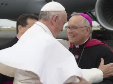 Pope Francis arrives in Philadelphia, greeted by Archbishop Chaput on September 26, 2015. 