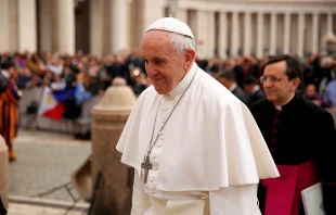 Pope Francis arrives to his March 22, 2017 general audience in St. Peter's Square.   Lucia Ballester/EWTN.