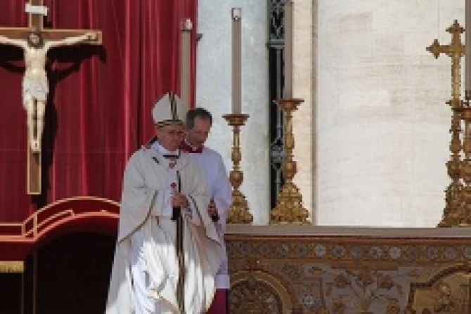 Pope Francis at a Papal Mass to celebrate Confirmation on April 28 2013 Credit Stephen Driscoll CNA CNA 4 29 13