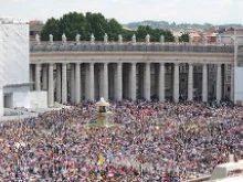 Pope Francis at the Wednesday general audience in St. Peter's Square on June 5, 2013. 