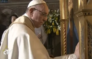 Pope Francis blesses an icon of