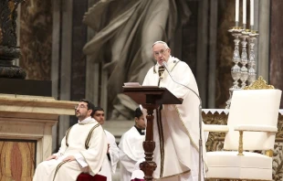 Pope Francis celebrates Chrism Mass in St. Peters Basilica April 13 2017.   Daniel Ibañez/CNA.