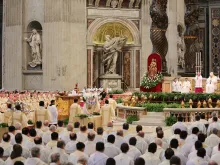 Pope Francis celebrates Holy Thrusday's Chrism Mass in St. Peter's Basilica April 2, 2015. 