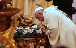 Pope Francis celebrates Epiphany Mass at St. Peter's Basilica on Jan. 6, 2016.   Alexey Gotovsky/CNA.