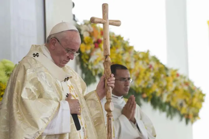 Pope Francis celebrates Mass at Guayaquil in Ecuador on July 6 2015 Credit LOsservatore Romano CNA 7 6 15