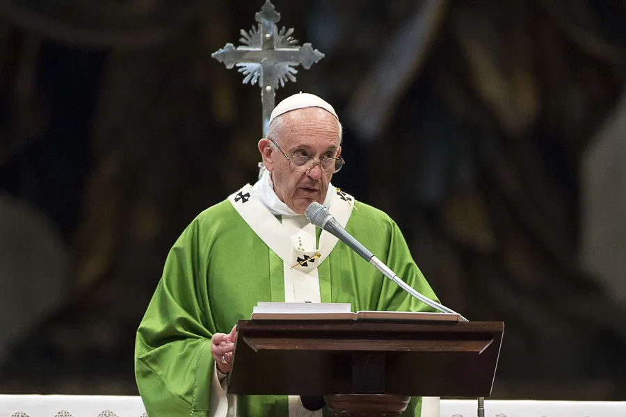 Pope Francis celebrates Mass at the close of the Synod in St. Peter's Basilica, Oct. 25, 2015. ?w=200&h=150