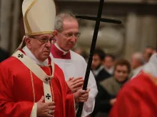 Pope Francis celebrates Mass for deceased cardinals and bishops in St. Peter's Basilica Nov. 4, 2016. 