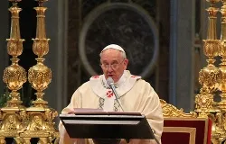 Pope Francis celebrates Mass for the Feast of the Epiphany in St. Peter's Basilica on Jan. 6, 2014. ?w=200&h=150