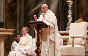 Pope Francis celebrates Mass for the Feast of the Presentation of Jesus at the Temple in St. Peter's Basilica, Feb. 2, 2015.   Daniel Ibáñez/CNA.