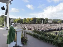 Pope Francis celebrates Mass in Kaunas, Lithuania Sept. 23, 2018. 