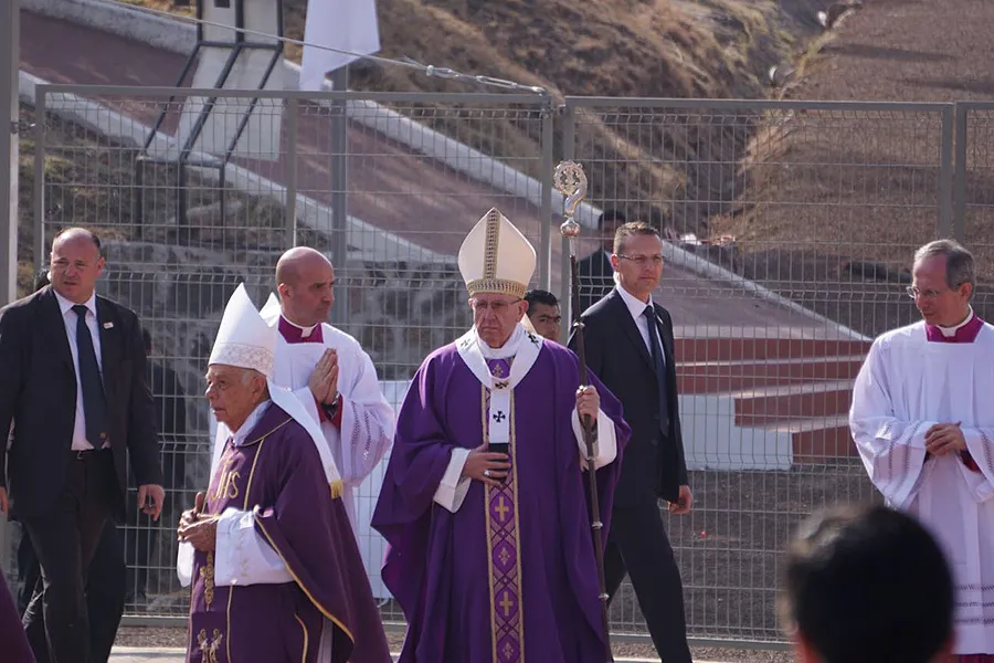 Pope Francis celebrates Mass with religious at Venustiano Carranza Stadium in Morelia, Mexico, Feb. 16, 2016. ?w=200&h=150