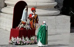 Pope Francis entrusts the word to the Virgin Mary Oct. 13. ?w=200&h=150