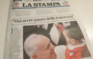 Pope Francis gives an exclusive interview to Italian newspaper La Stampa on Dec. 15, 2013.   File Photo/CNA.