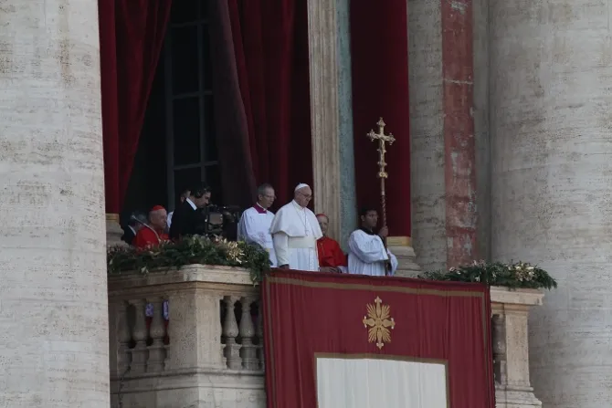 Pope Francis gives the Urbi et Orbi blessing on Christmas Day Dec 25 2015 Credit Alexey Gotovskiy CNA