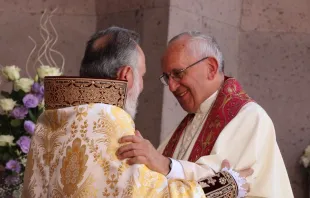 Pope Francis greets Catholicos Karekin II during divine liturgy, June 26, 2016.   Edward Pentin/CNA