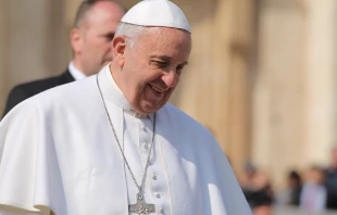 Pope Francis greets pilgrims during his March 11, 2015 general audience in St. Peter's Square.   Bohumil Petrik/CNA.