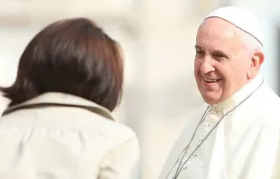 Pope Francis greets pilgrims during his Oct. 1, 2014 general audience.   Bohumil Petrik/CNA.