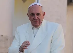 Pope Francis greets pilgrims in Saint Peter's Square during his General Audience on Dec. 4 2013 ?w=200&h=150