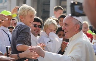 Pope Francis greets pilgrims in St. Peter's Square before the Wednesday general audience October 30, 2013   Marta Jiménez/CNA