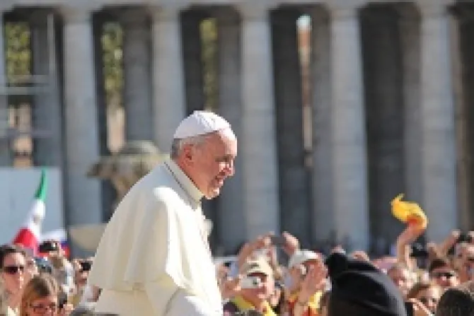 Pope Francis greets pilgrims in St Peters Square before the Wednesday general audience on October 2 2013 Credit Elise Harris CNA 7 CNA 10 2 13