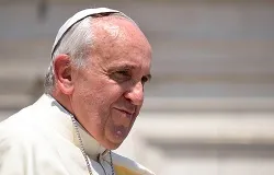 Pope Francis greets pilgrims in St. Peter's Square during the Wednesday General Audience, May 21, 2014. ?w=200&h=150