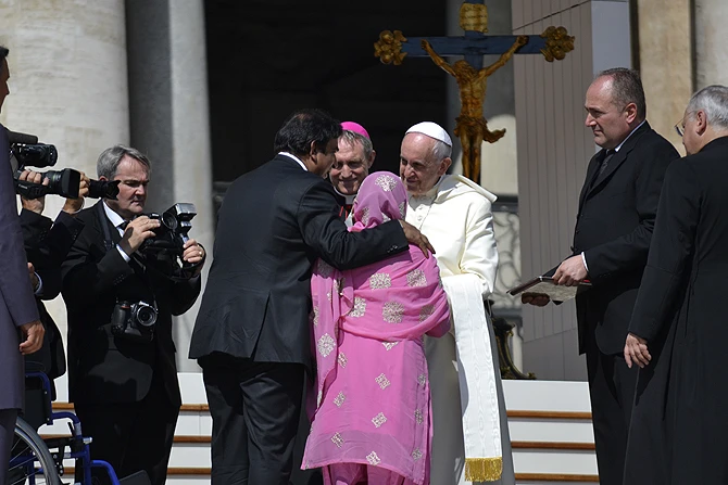 Pope Francis greets pilgrims in St Peters Square during the Wednesday general audience on August 27 2014 Credit Daniel Ibez CNA 9 CNA 8 27 14