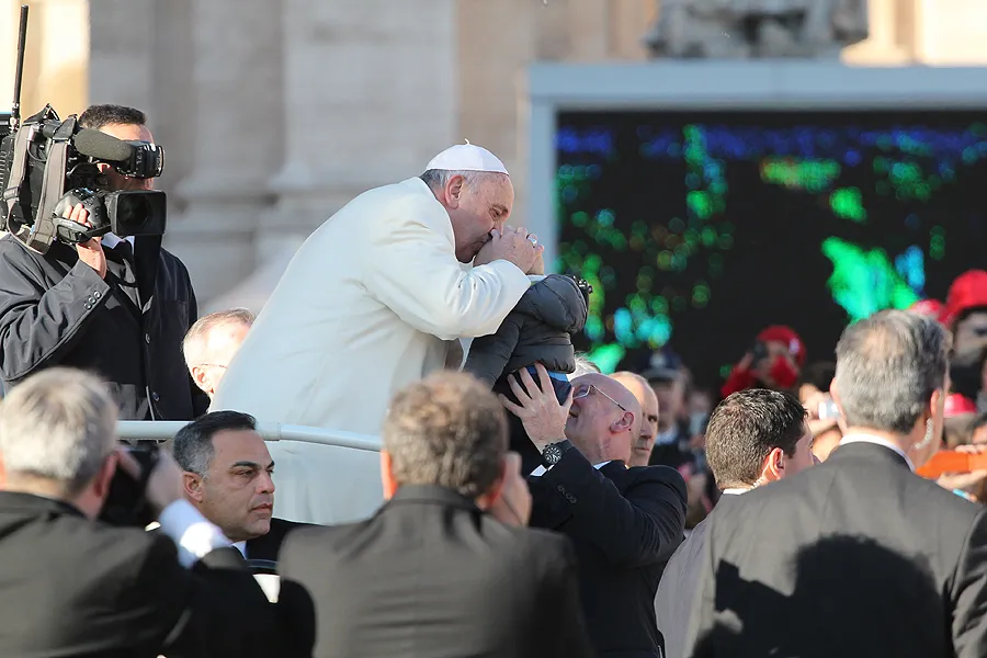 Pope Francis greets pilgrims in St. Peter's Square, Dec. 17, 2014. ?w=200&h=150