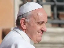 Pope Francis greets the crowds outside the Basilica of St. John Lateran on April 7, 2013 