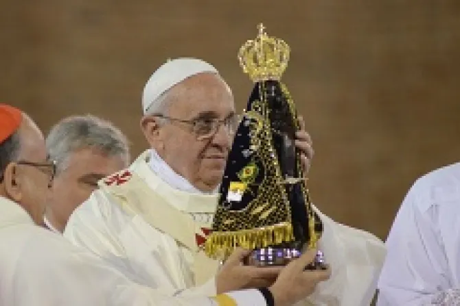 Pope Francis holds a Statue of Our Lady at the National Shrine of Our Lady of Aparecida July 24 Credit Ronaldo Correa via JMJ Rio 2013 Flickr CC BY NC SA 20 CNA 7 27 13