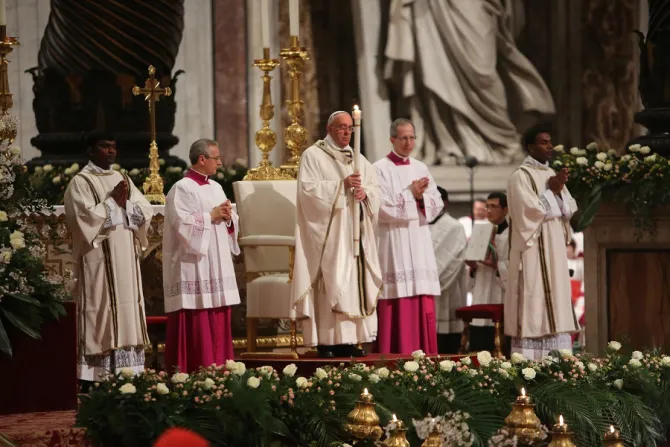 Pope Francis holds the Easter candle during the Easter Vigil April 4 2015 Credit Martha Calderon CNA