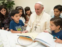 Pope Francis hosts a lunch with Syrian refugees at his residence in Vatican City, Aug. 11, 2016. 
