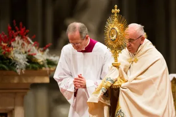 Pope_Francis_in_St_Peters_Basilica_Dec_31_2017_Credit_Daniel_Ibanez_CNA